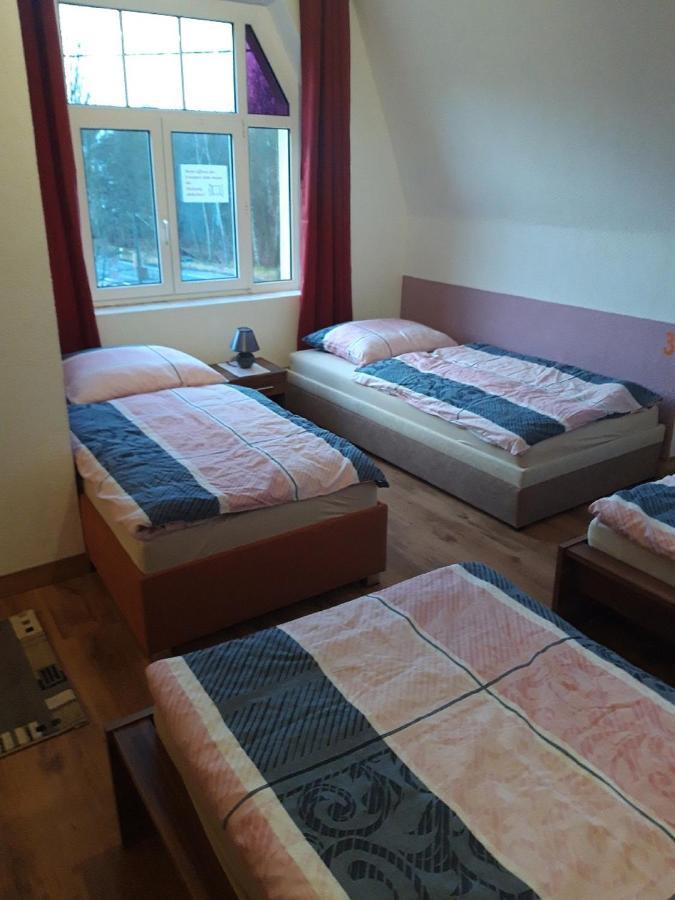 Ferienwohnung Erz-Hostel 테르말바드비센바드 외부 사진